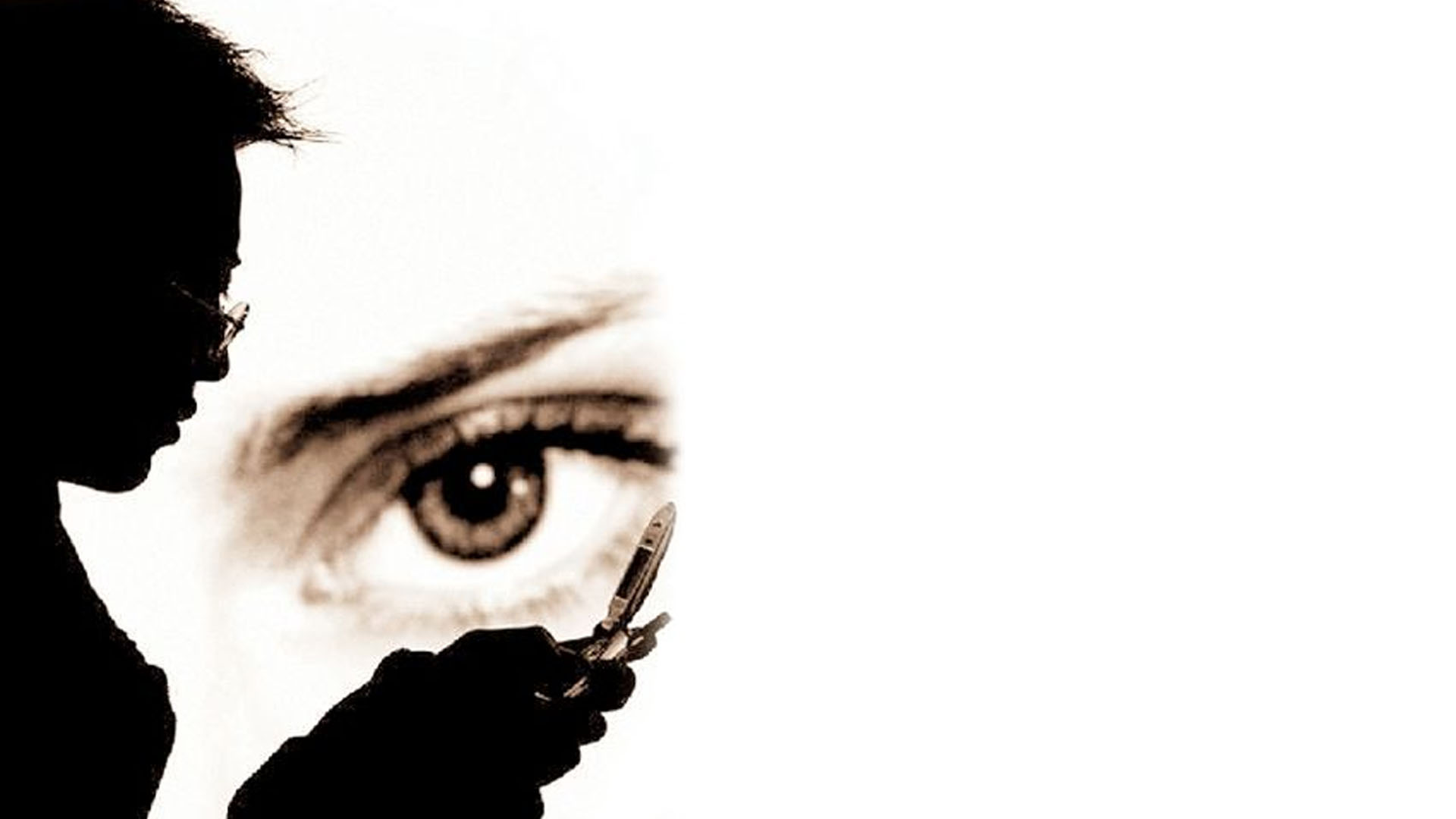 身邊環(huán)境遭遇竊聽(tīng)危機(jī)，我們?cè)撊绾稳プ觯? width=