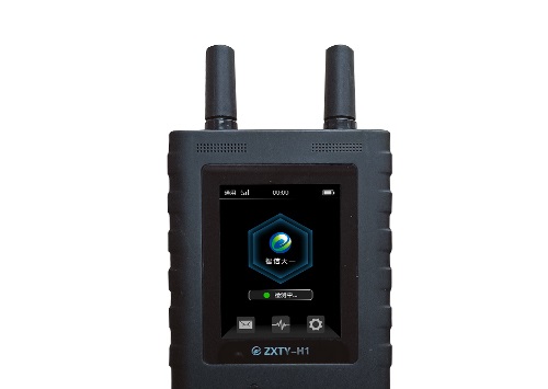 住酒店時怕有針孔攝像頭怎么辦？