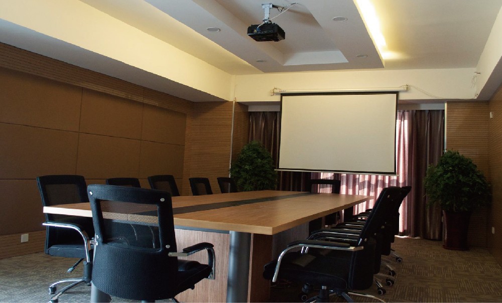 酒店隱藏針孔攝像頭？