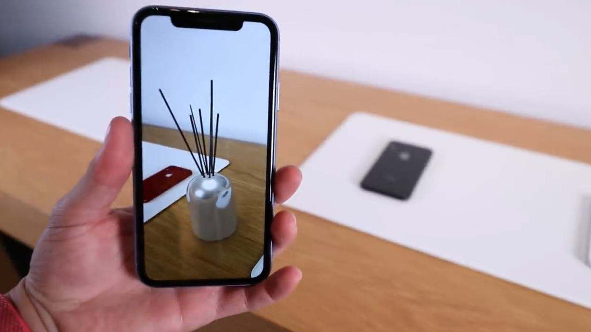 手機(jī)拍照功能強(qiáng)大能檢測攝像頭？事實(shí)表明，并無作用！