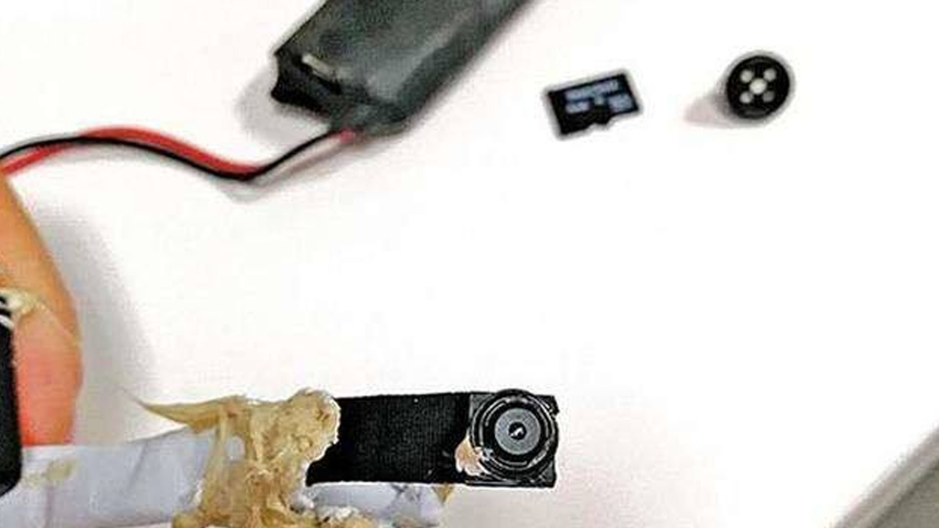 男子偷裝攝像頭拍攝女同事隱私，只因無聊寂寞