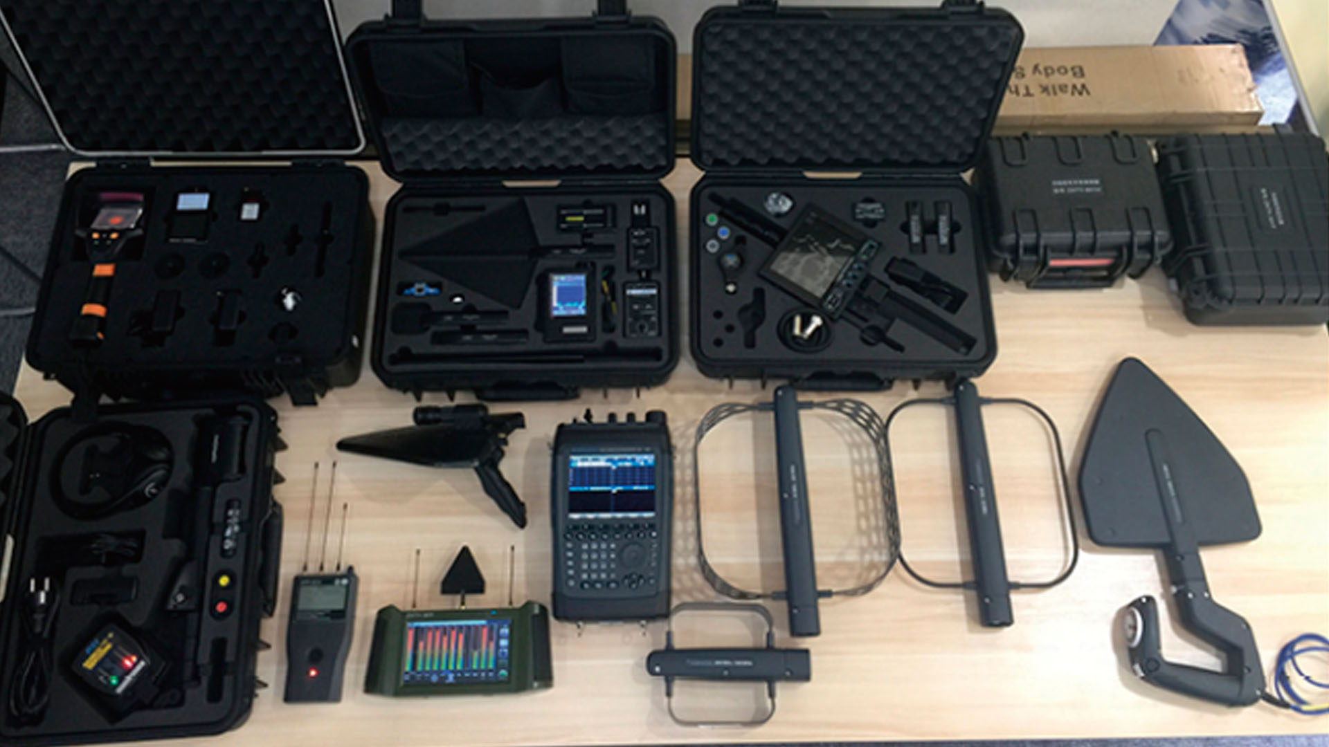 反竊聽(tīng)設(shè)備該從哪里購(gòu)買(mǎi)？